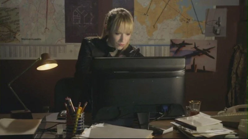 Leverage-The-Reunion-Job-3-02-leverage-23569394-1280-720.jpg