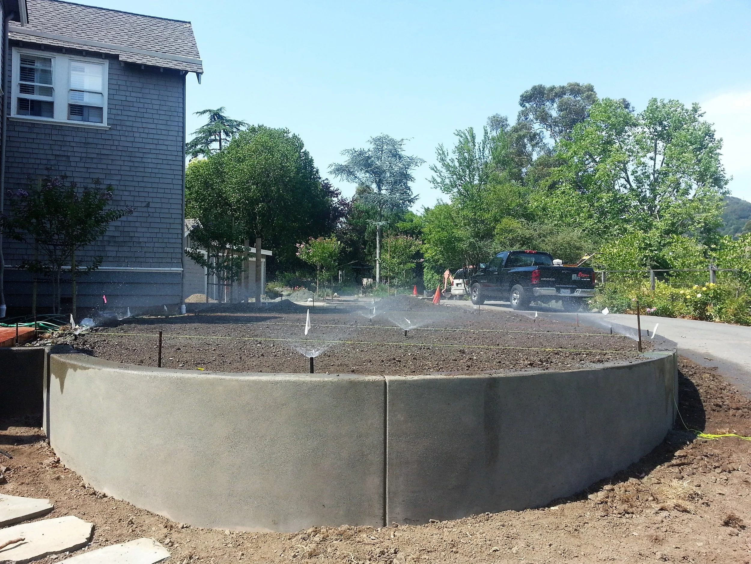 construction concrete retaining wall.jpg