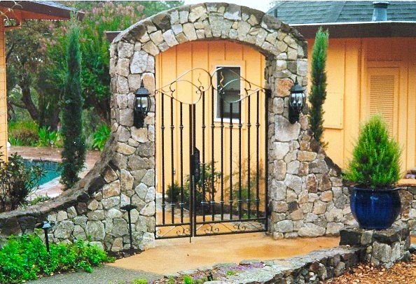 stone arch entry gate.jpg