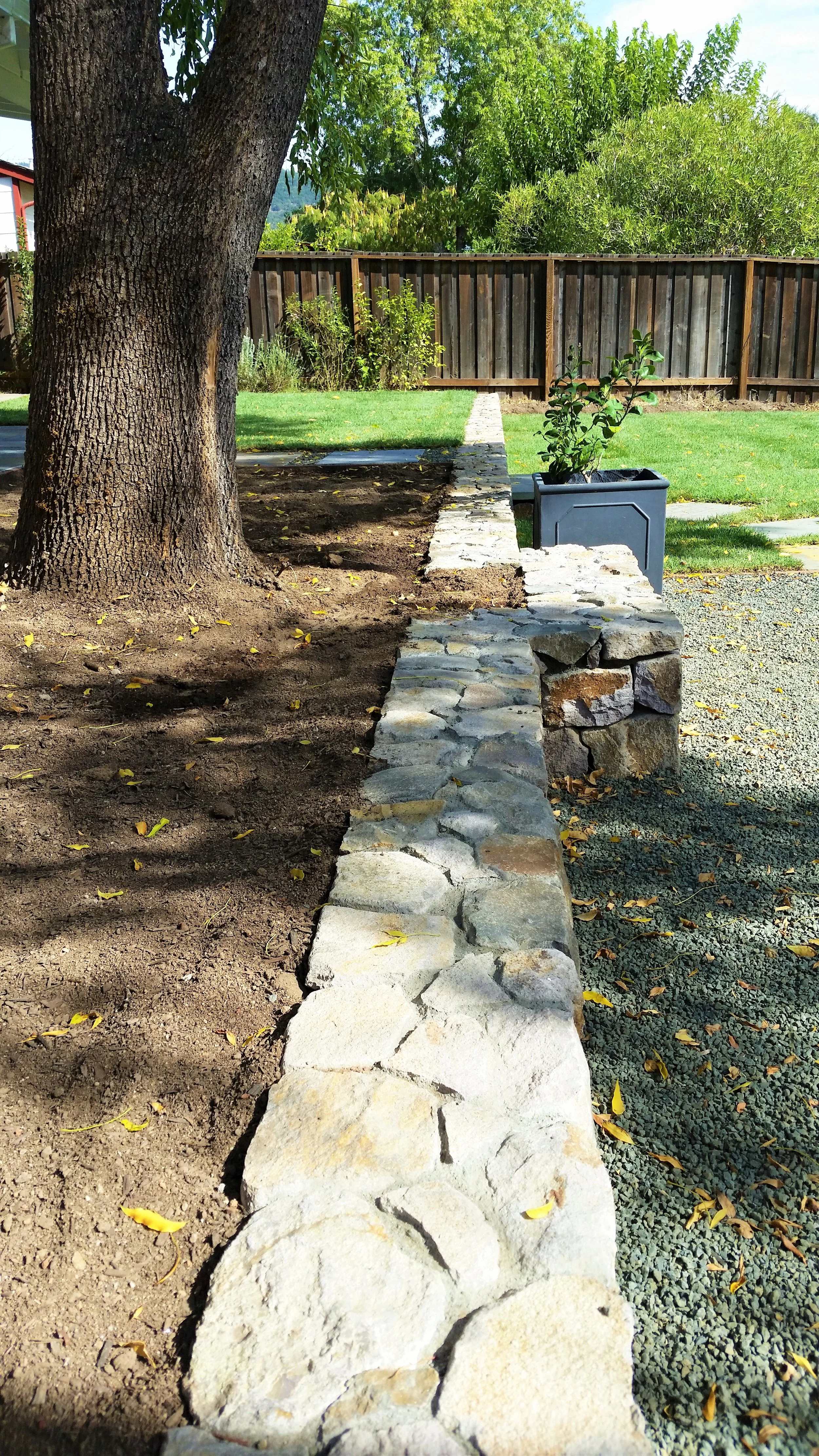 retaining wall stone.jpg