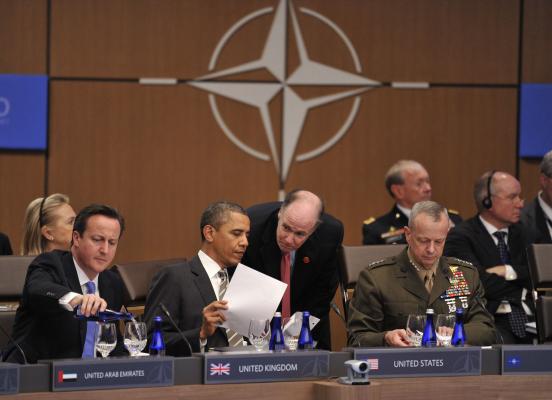 2012-NATO-Summit_39_1obamabackgrnd.jpg