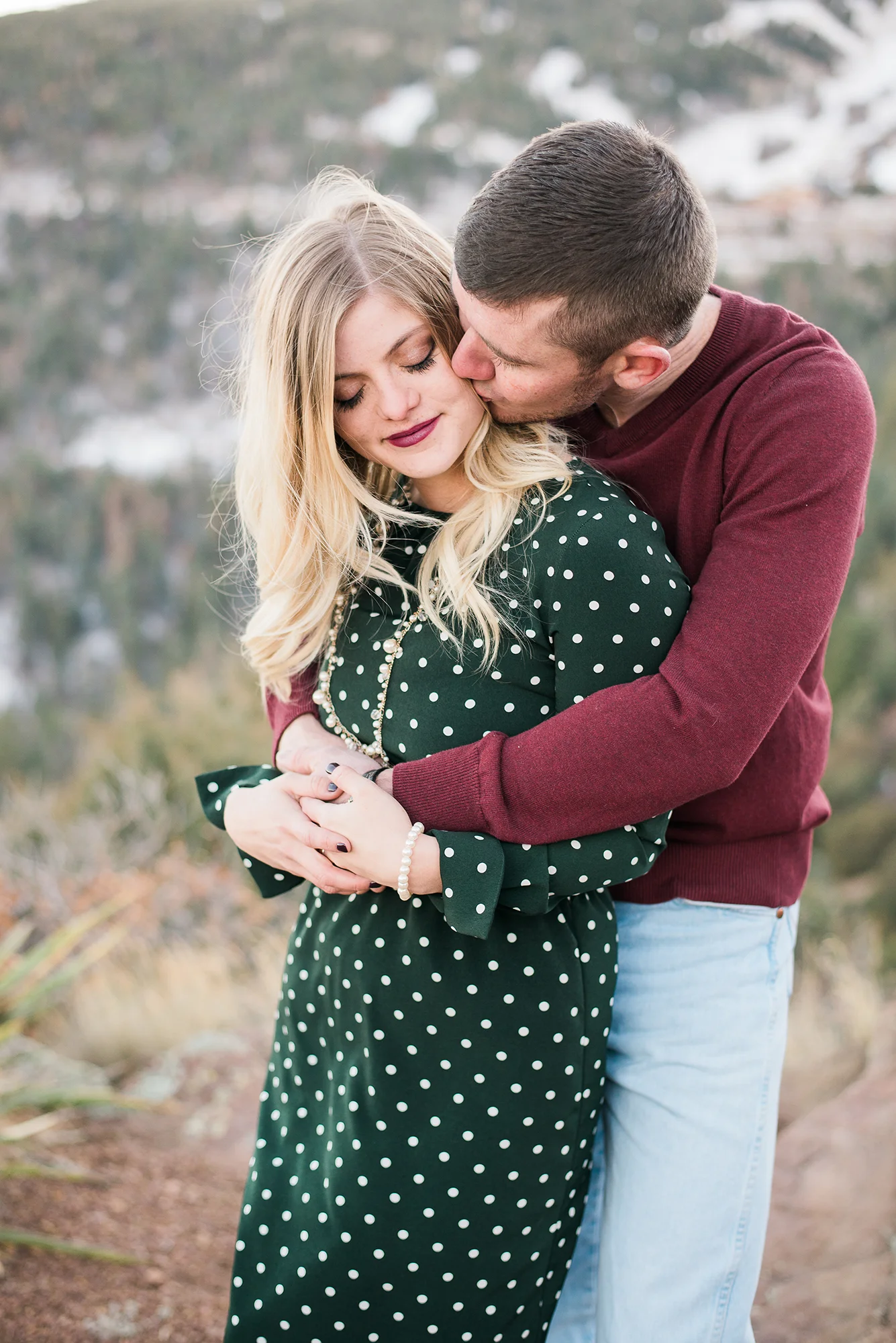 colorado-mountain-engagement-photographer-skylar-rain-a-l-2.jpg