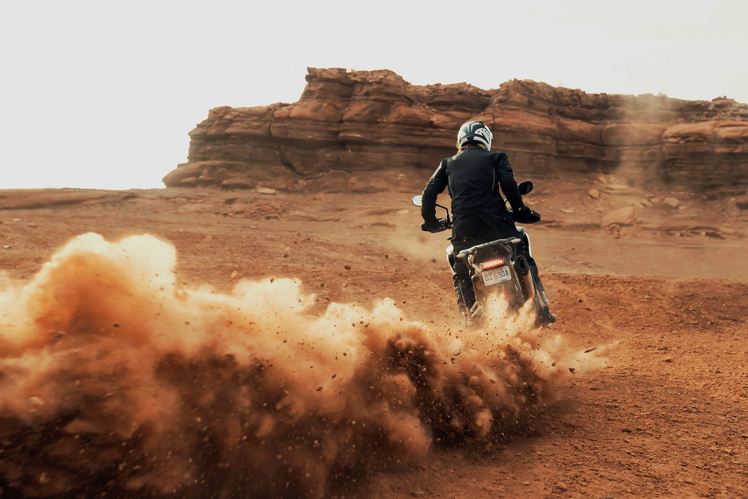 Tiger 1200_Rally Pro_MY22_N4I9503_ML.jpg