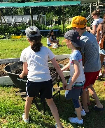 Young+Farmers+photo.jpg