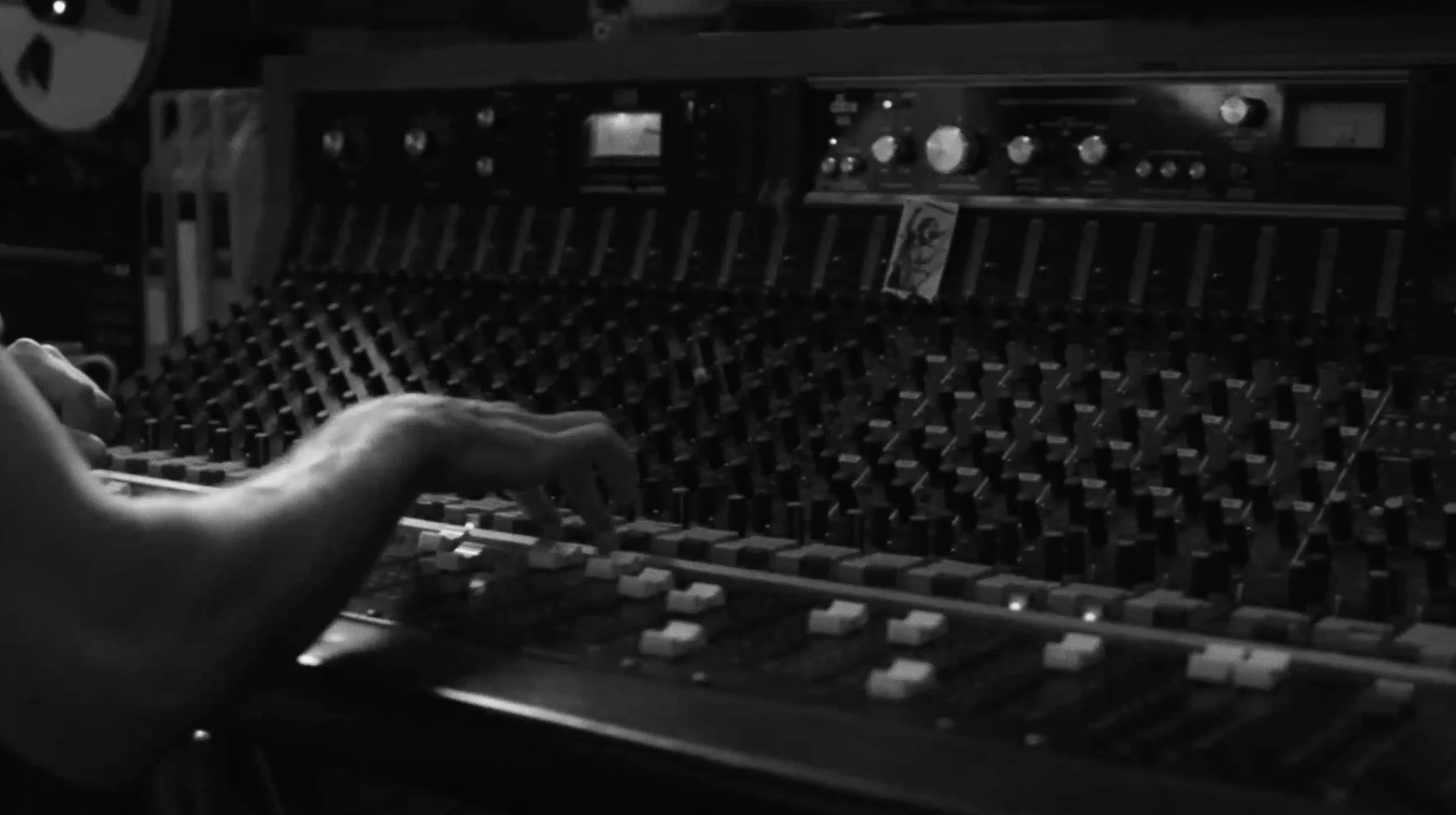 BEHIND THE RECORD.jpg