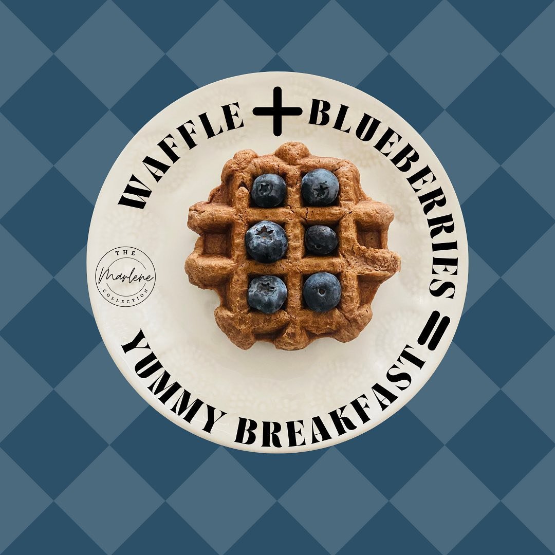 #waffle + #blueberries = #breakfast #happymorning #desayuno con waffle y #ar&aacute;ndanos #feliazdia