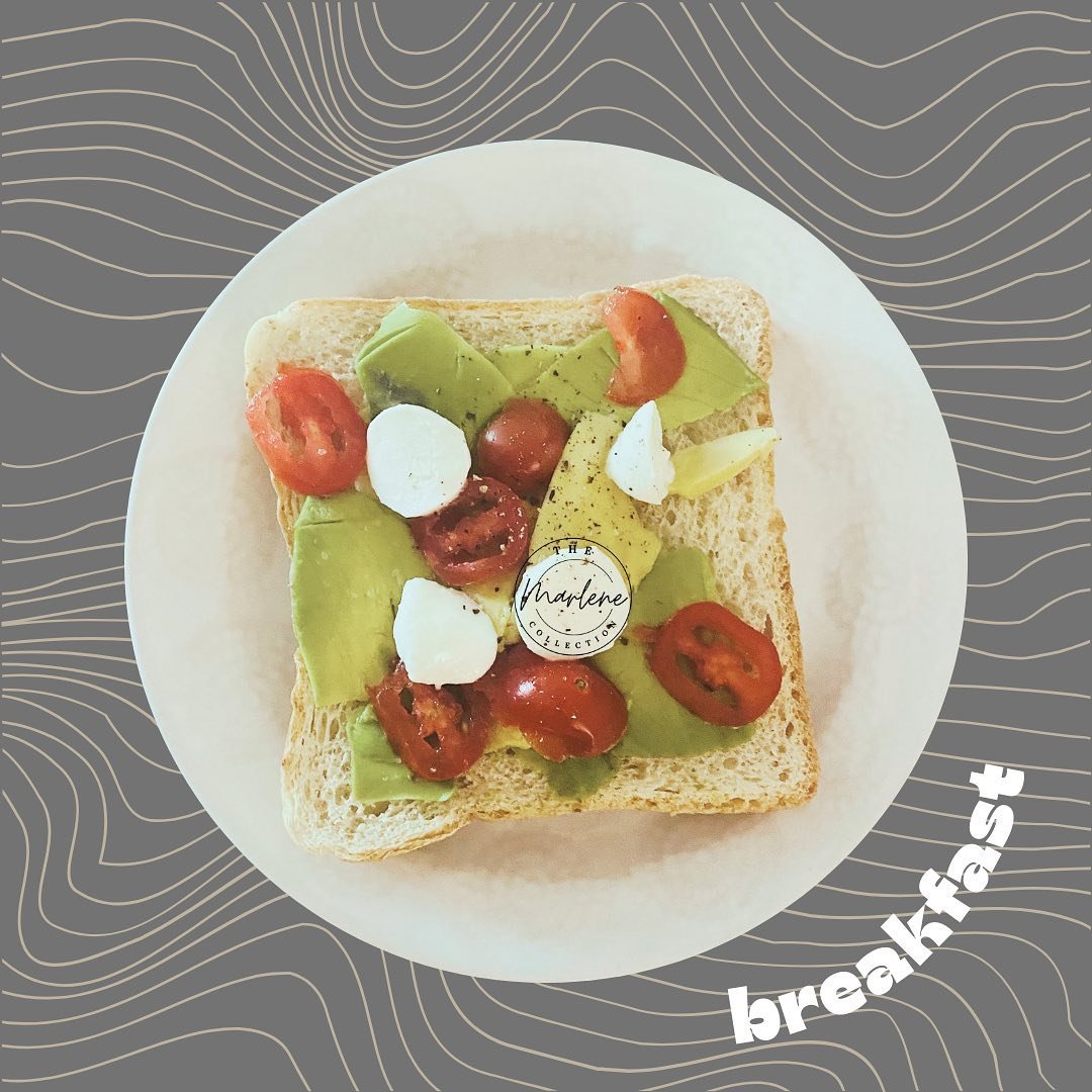 #breakfast #desayuno #avotoast #aguacate con #pan