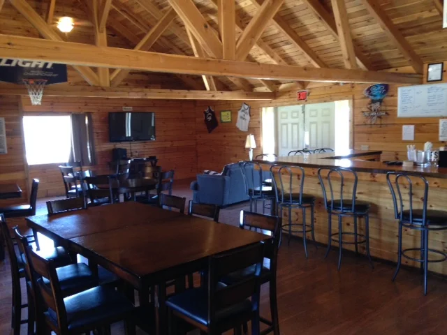 Clubhouse Sag Hollow Golf Club