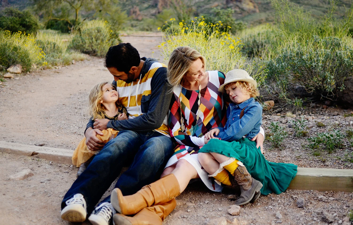 067-best-phoenix-family-photographer-with-children-in-superstition-mountains-desert.jpg