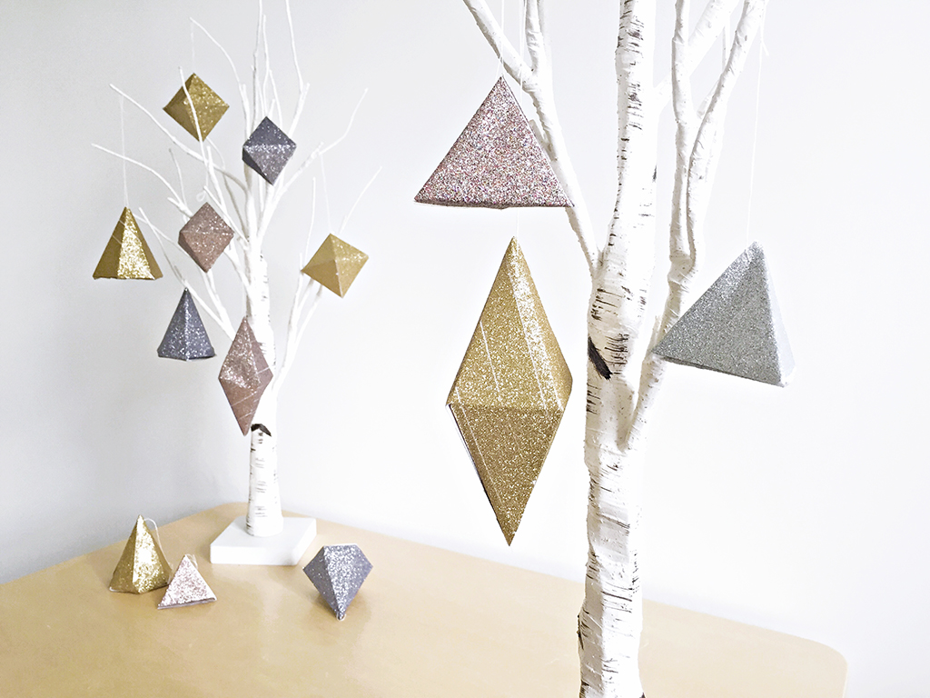 Styled_11_Geometric_Glitter_Decorations_by_Clever_Poppy_with_Scotch_Expressions_Tape.jpg