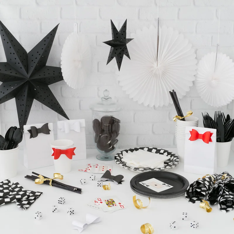 Party-Kit---Monochrome-2477-copy.jpg