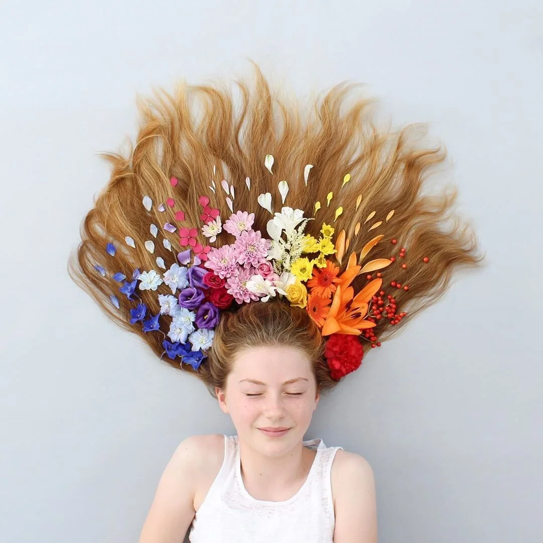 A clever take on the traditional flower crown. Source: @caroline_south