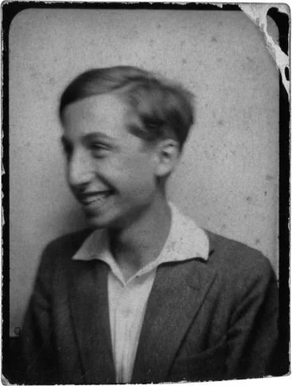 Roland Barthes, anonyme vers 1930