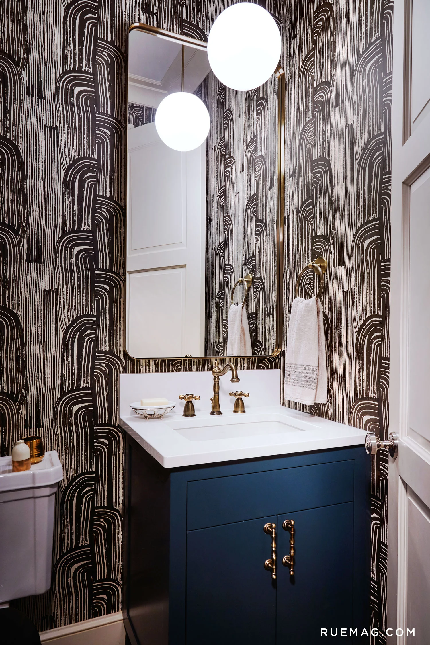 Eclectic Chicago Greystone Powder Room