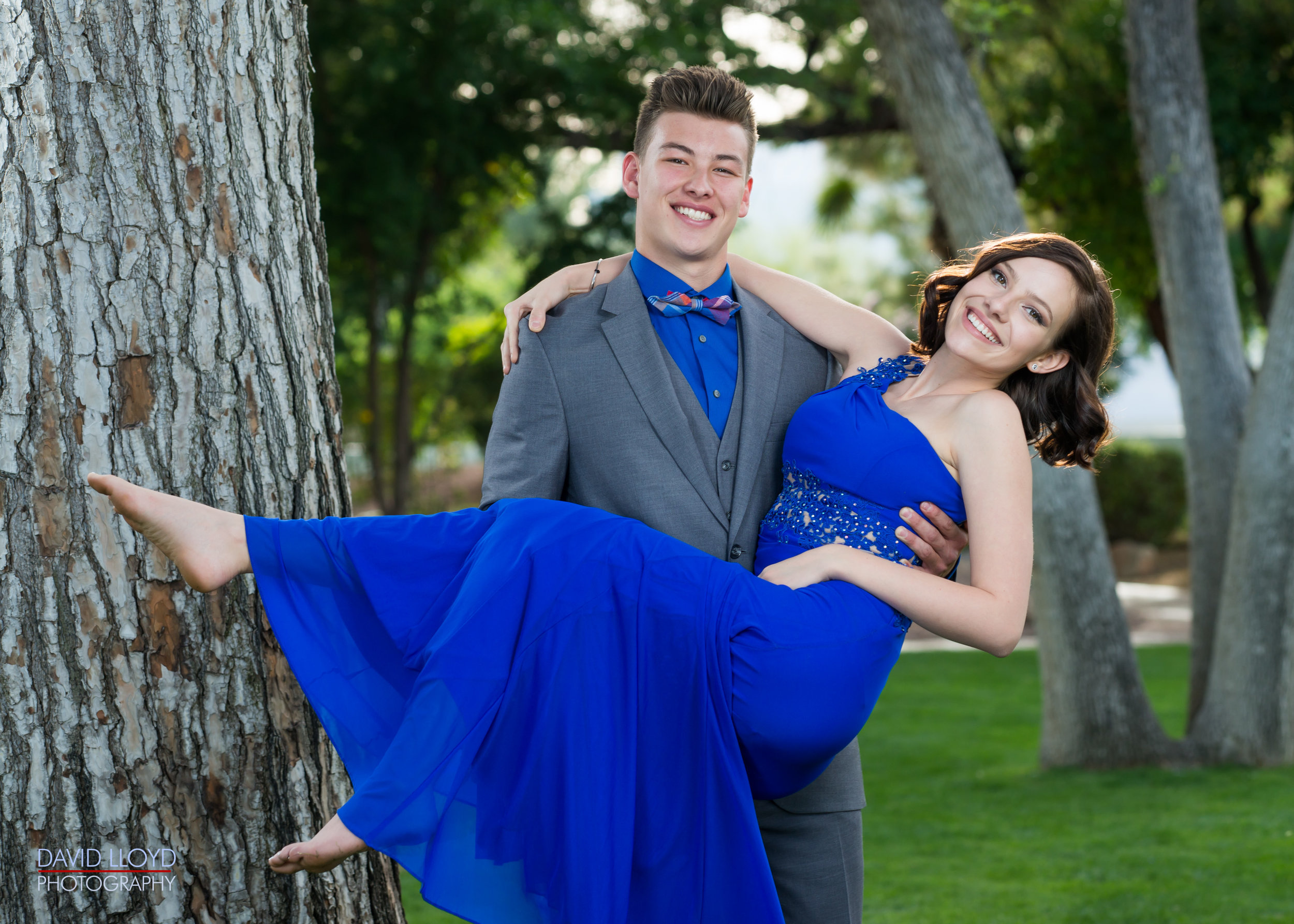 Cedar Rapids Corridor and Eastern Iowa High School Prom and Dance Pictures  | Fusion Edge Photography