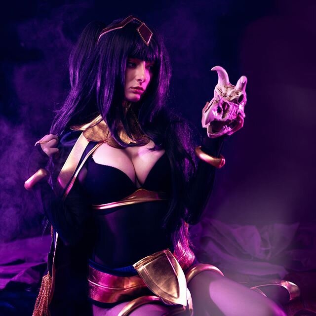 I shall be your shadow &mdash; Tharja
...
Model: @neko.mance
...
#cosplay #cosplayer #cosplayphotography #tharja #tharjacosplay #fireemblem #fireemblemawakening #videogames #anthonyhnguyenphoto #nikon #nikond850