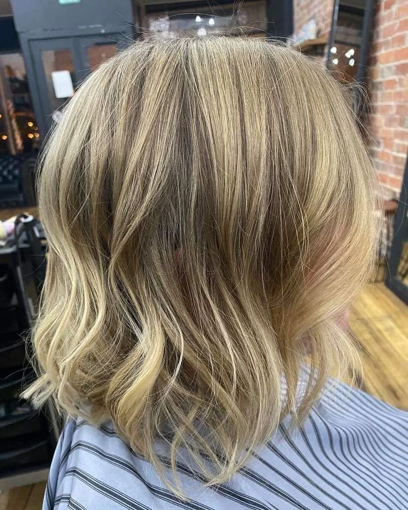 Soft blonde Colour: Melissa
.
.
. 
#blonde #warmblonde #blondeballarat #ballaratbusiness #ballaratsalon #ballarathairdresser #ecosalon #sustainablesalon #vegansalon #crueltyfreesalon #ballarat #beautysalonballarat