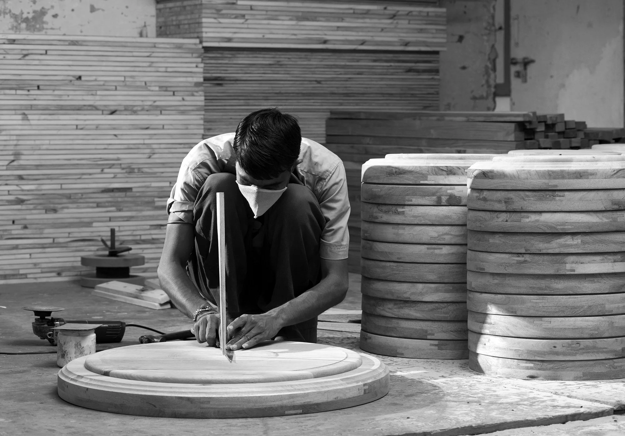 08_craftsman_bowltable.jpg