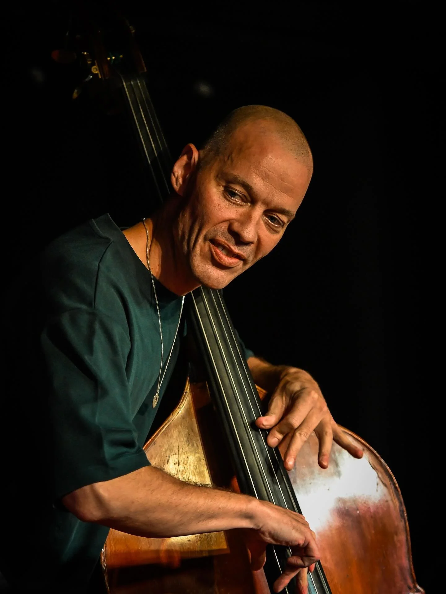 Still buzzing from the 3Elements gig! Thank you to @msj_photos for the amazing snaps 📸🖤🤍 And @jazzwisemagazine for the stonking review! 📝🤍🖤💫