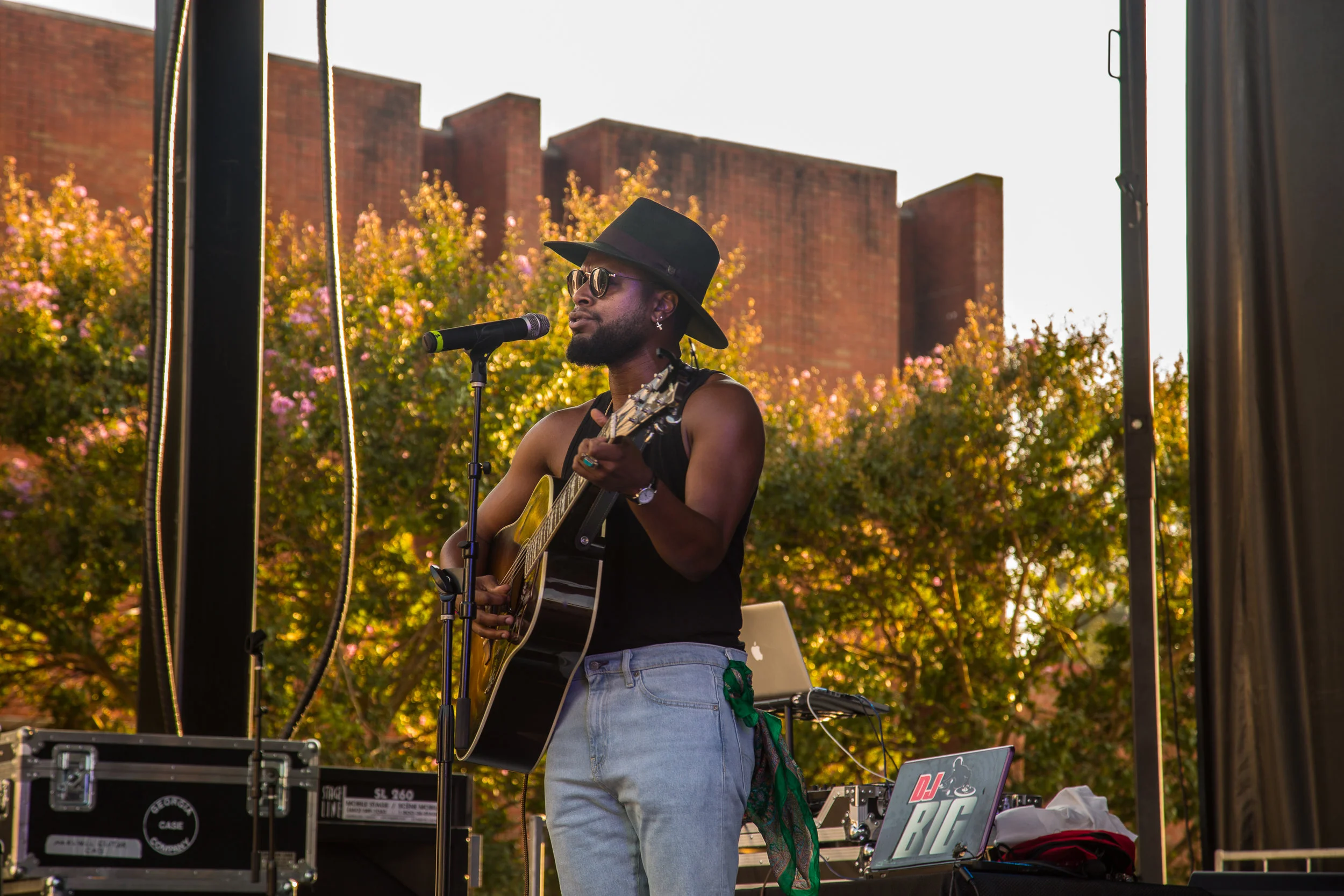 TOSA by Joshua Rashaad 9102016-3.jpg