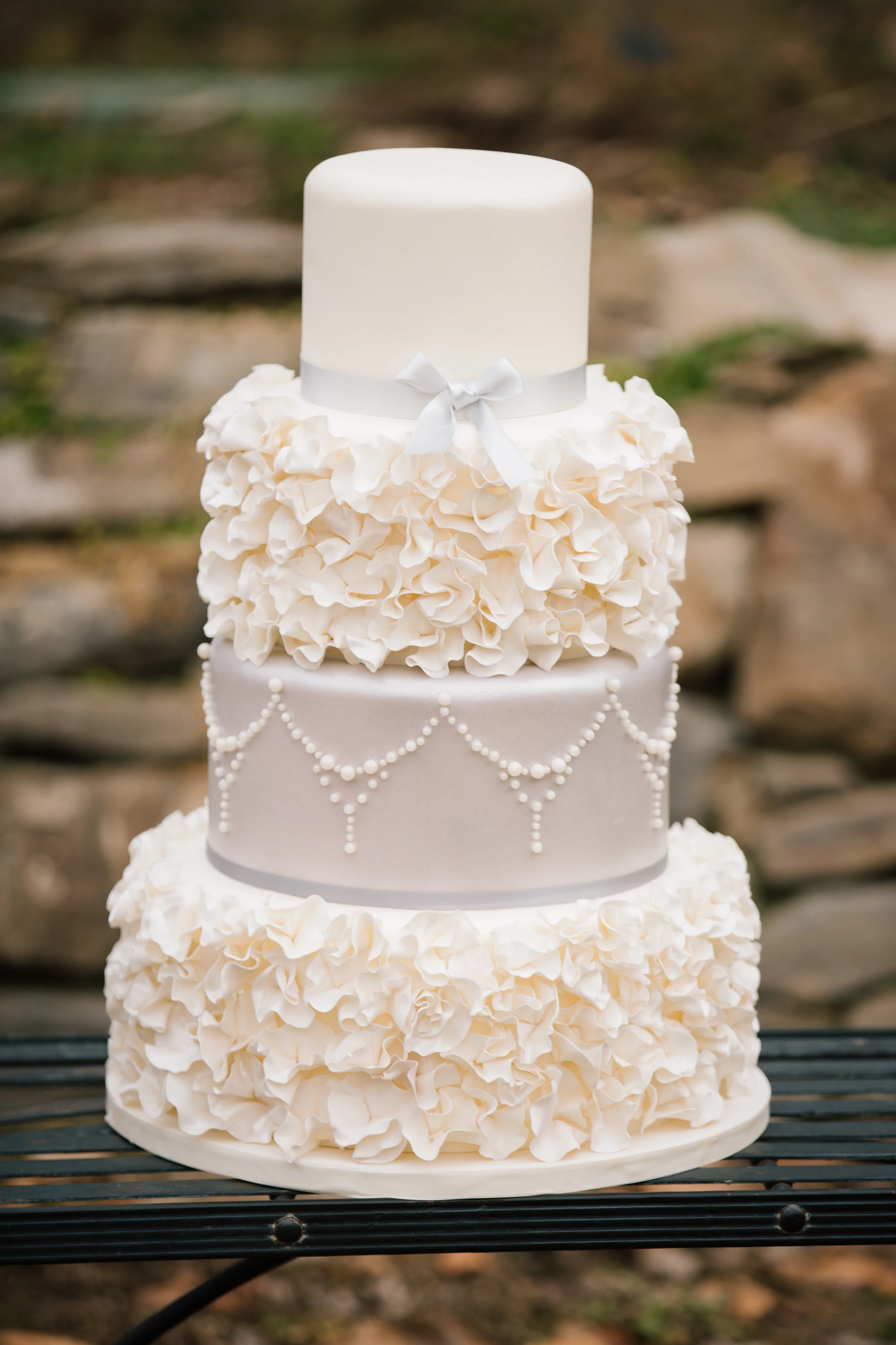 ruffles-elegant-cake.jpg