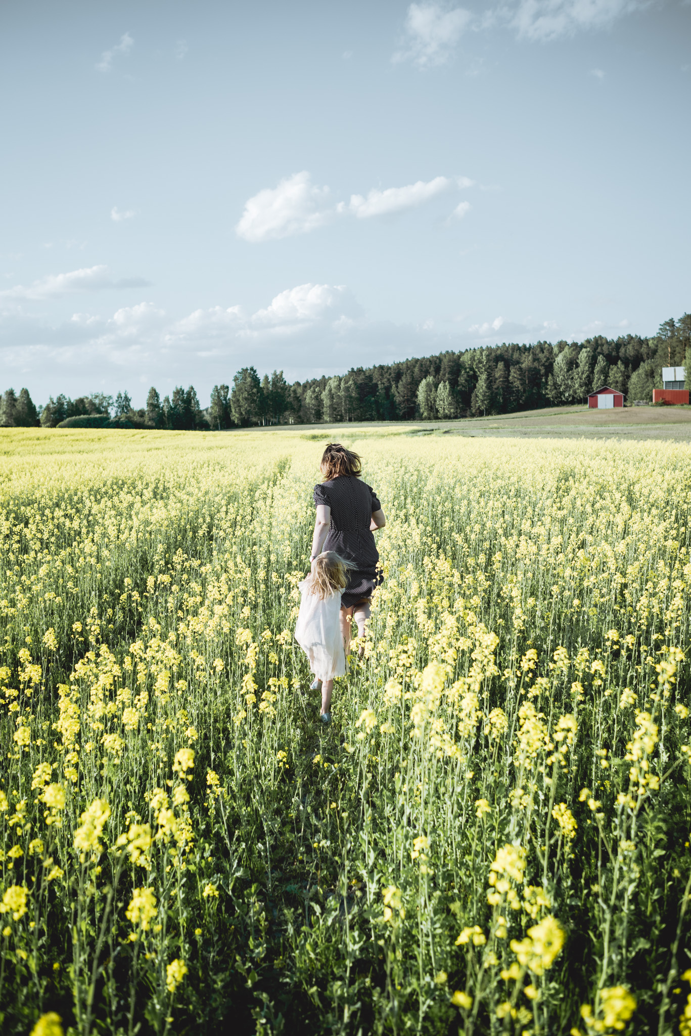 2018-05-29-Rapsfeld-Antonia-Tanya-96_LR edited_web.jpg