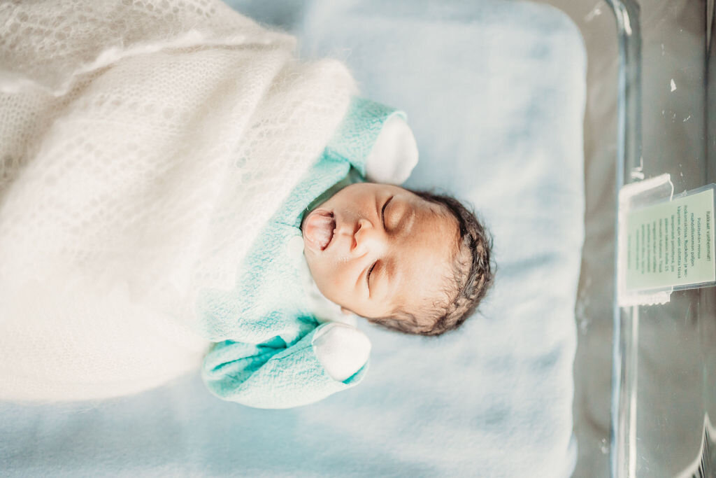 Newborn_Photos_Kuopio hospital_babyboy-46.jpg