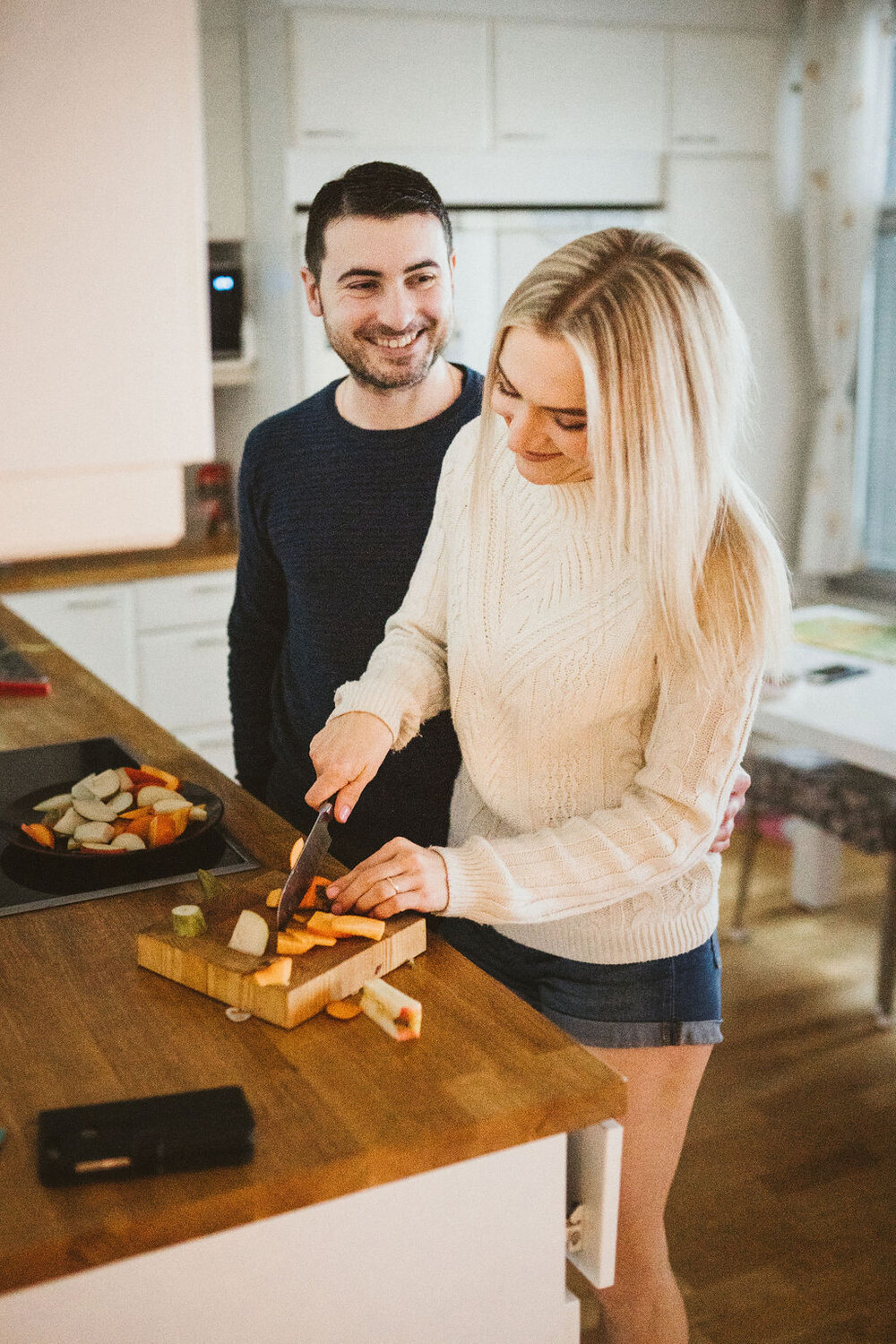 Couple-Engagement-Love-Kuopio-Inhome-Photo-Session-108_print.jpg