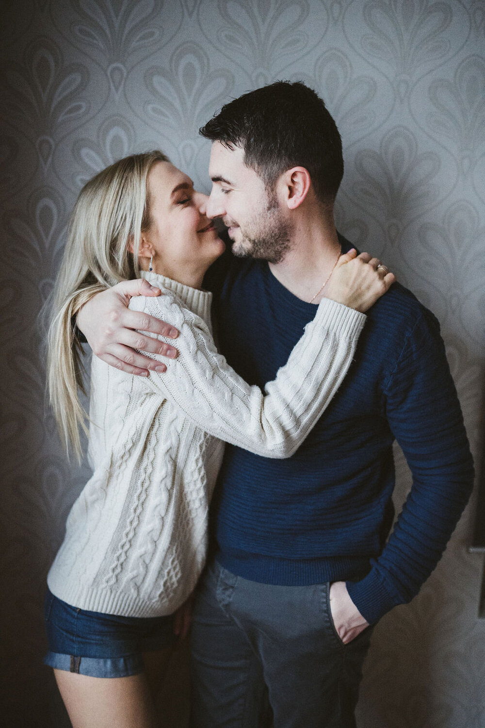 Couple-Engagement-Love-Kuopio-Inhome-Photo-Session-328_print.jpg