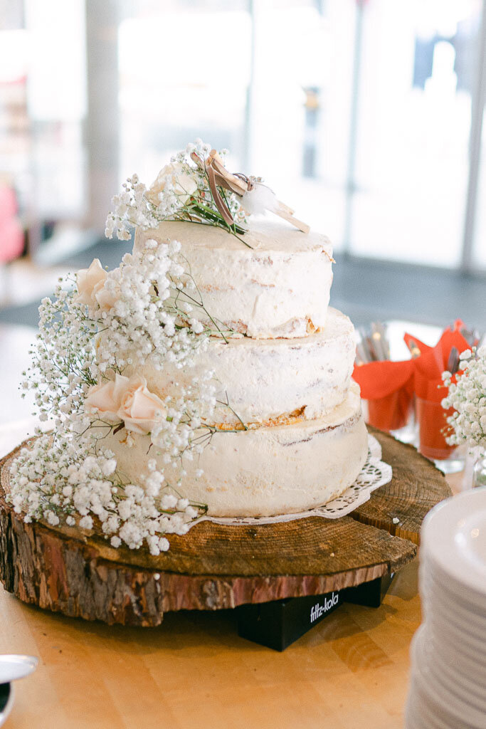 Hochzeitstorte von der Hochzeit von Hannah und David im Aurora Hotel in Kitzbuehel in Tirol