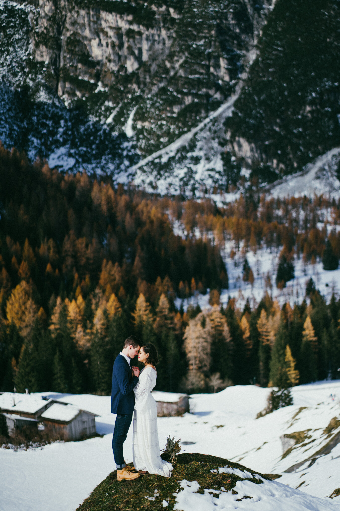 Christina-Biasi-Photography-Scheunenhochzeit-Tirol-Hochzeitsfotograf-16_LR edited_web.jpg