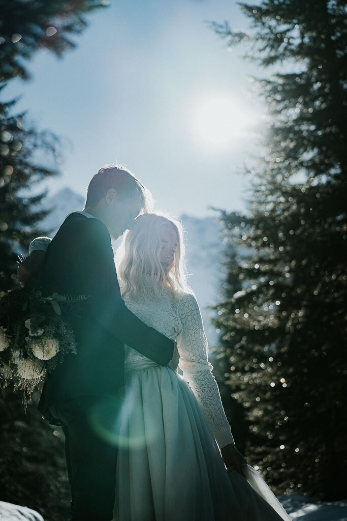 Austria_Innsbruck_Alps_wedding_outdoors_couple-586_web.jpg