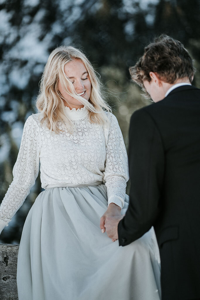 Austria_Innsbruck_Alps_wedding_outdoors_couple-494_web.jpg