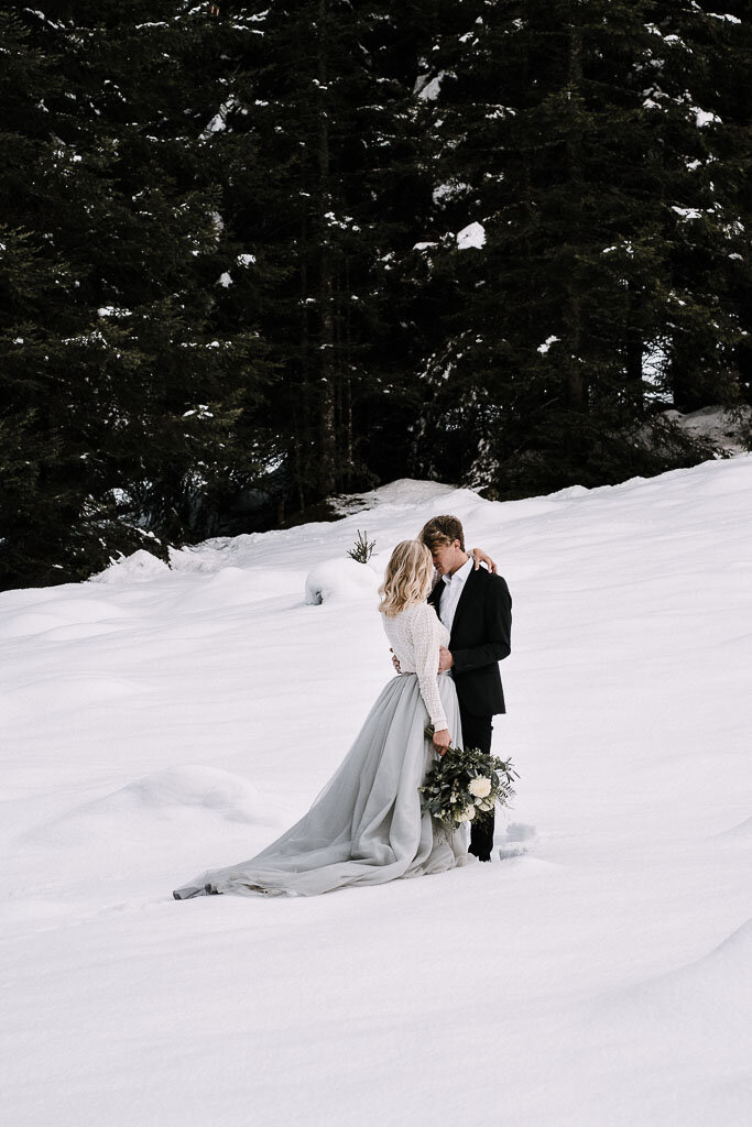 Austria_Innsbruck_Alps_wedding_outdoors_couple-68_web.jpg