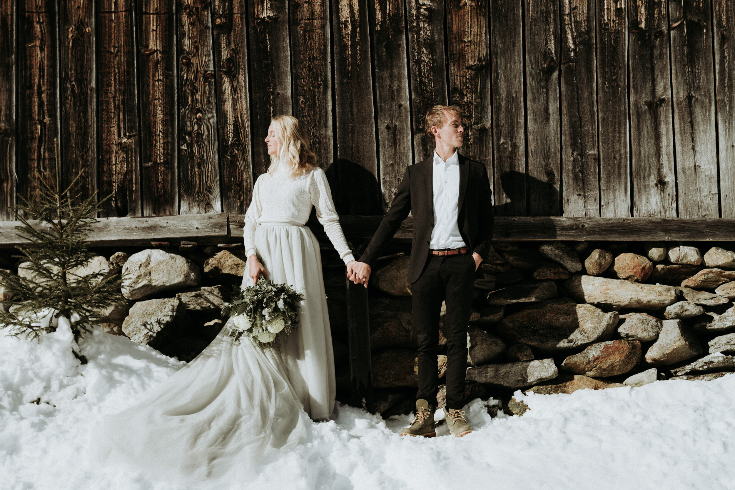 Hochzeitsfotograf-Tirol-Brautpaar-Elopement-Scheunenhochzeit-Innsbruck-Gschnitztal-2.jpg
