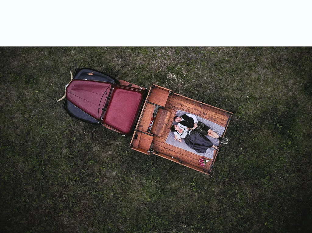 drone-pickup-wedding-topdown-aeralphotography-9-Edit_web.jpg