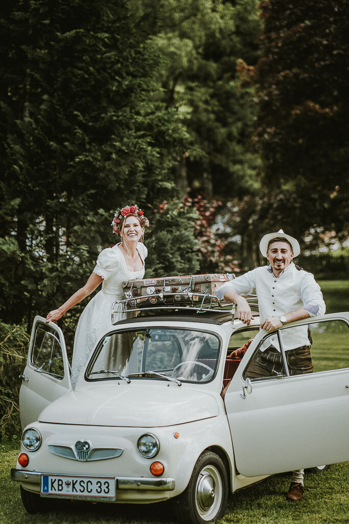 Jochberg-Kitzbuehel-Tirol-Austria-wedding-couple-Kempinski-mountains-barn-1968_print_LR edited_web.jpg