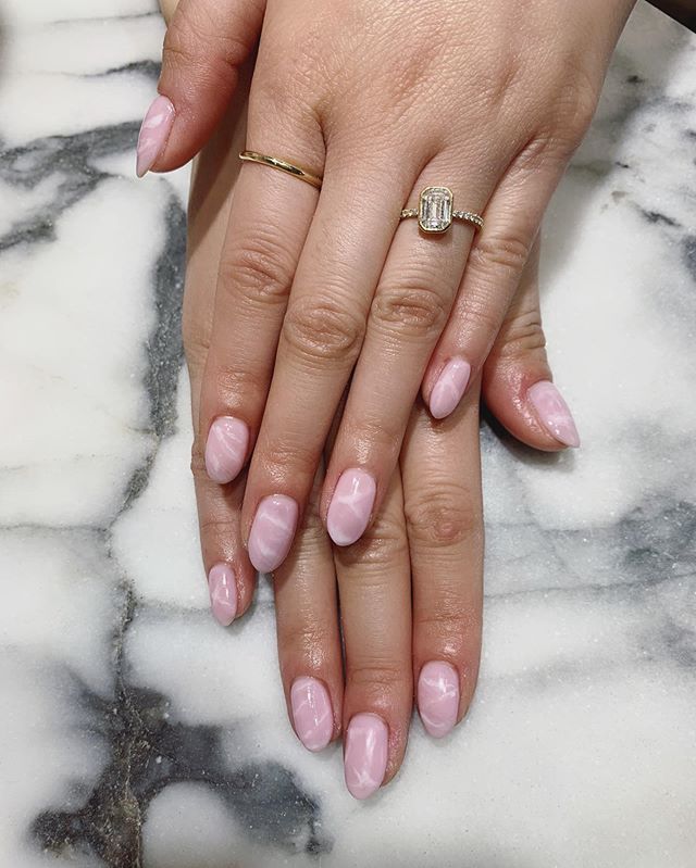 #rose #quartz 🌷💅🏻