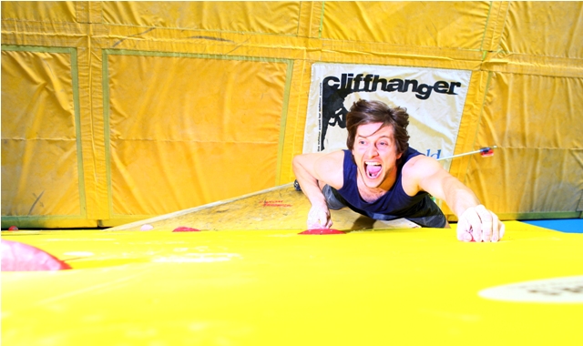  Jon doing his thing and earning his claws