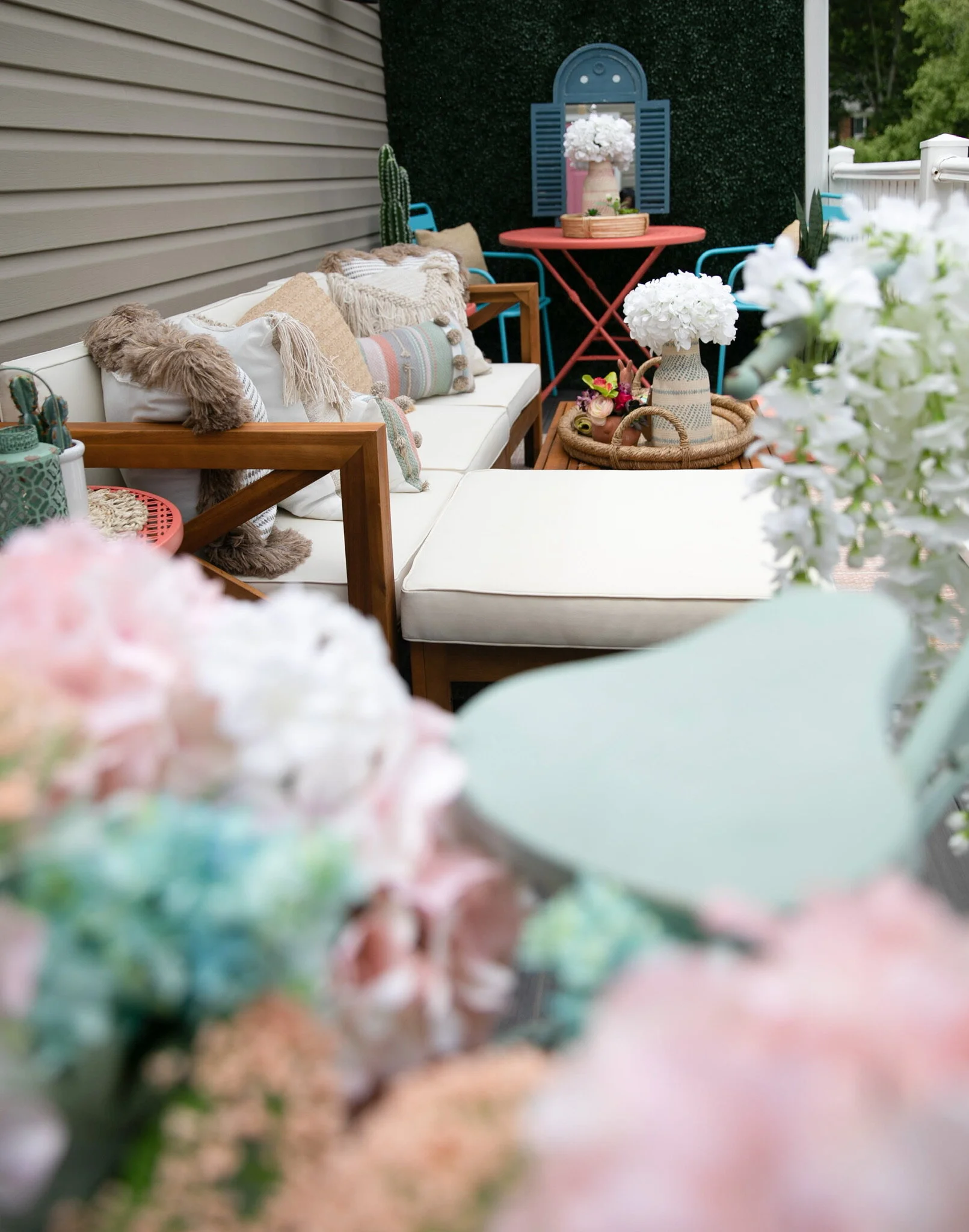 Small Balcony Decor