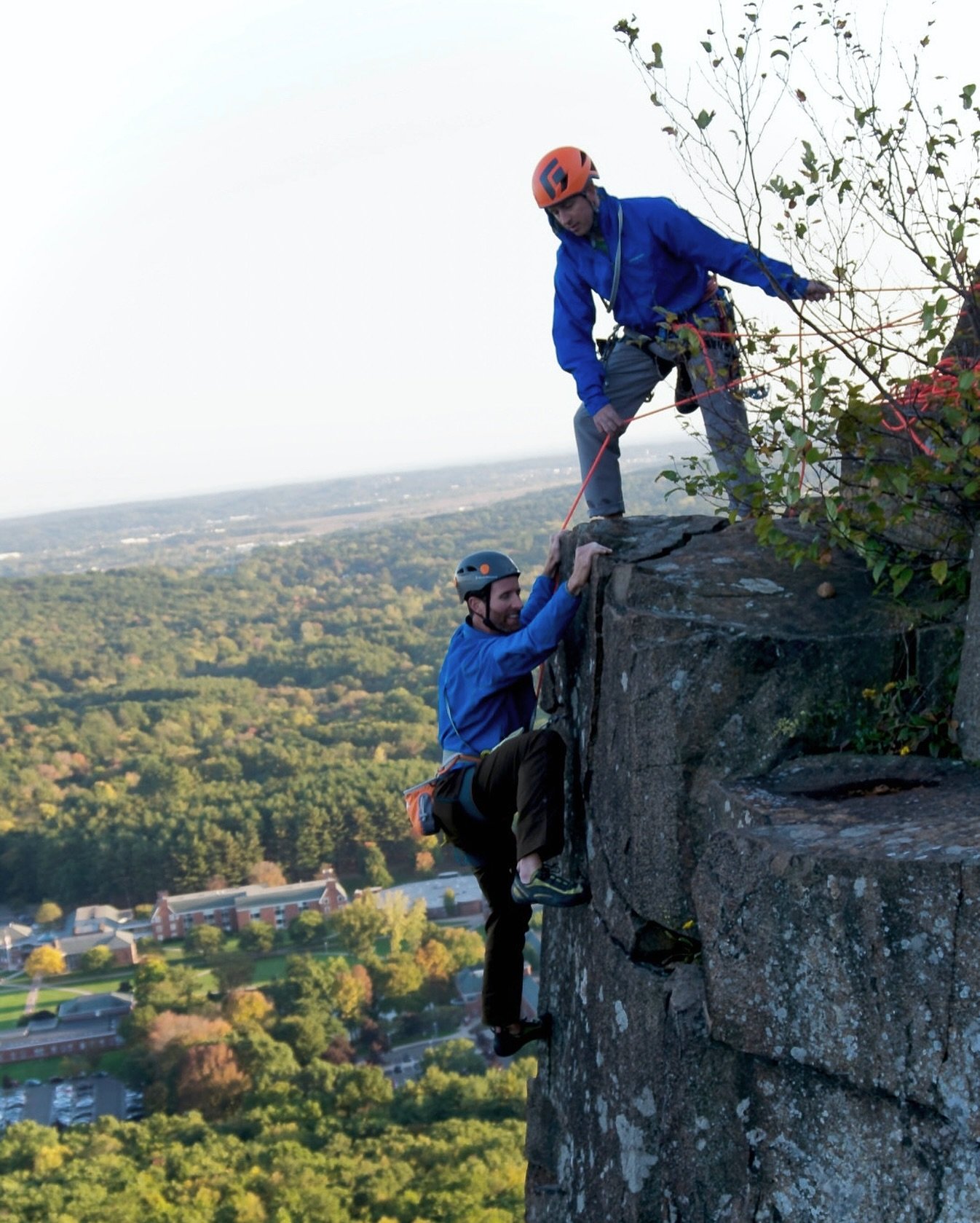 Whats good?! It&rsquo;s been a minute or two since you&rsquo;ve heard from us! 

A little reintroduction- we are Ascent Climbing. Guiding and instructing Connecticut rock and ice since 2007

We offer a variety of climbing courses and experiences. Is 