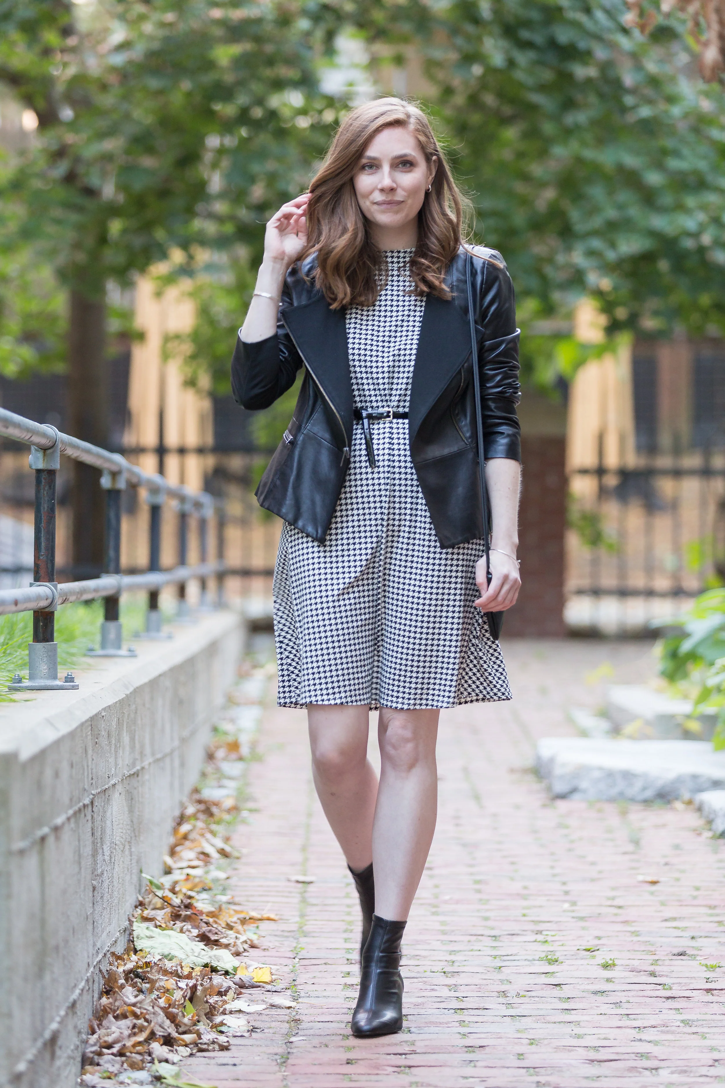 mackenzie-davis-sq-boston-blogger-ma_(14_of_35)_original.jpg