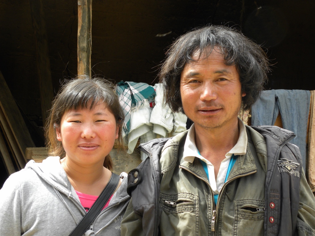 On left, LaMu, guide in Zhongdian