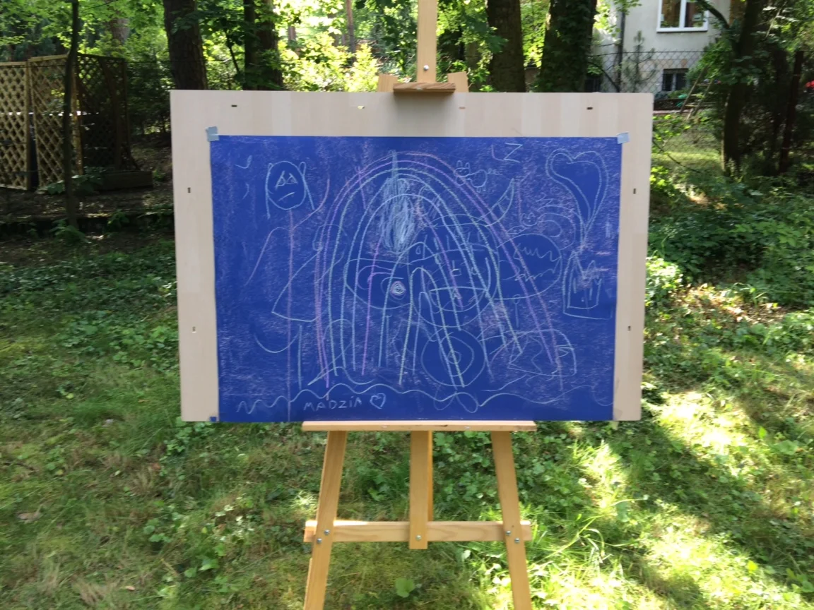 "Rysowanie Kredą po Granacie"