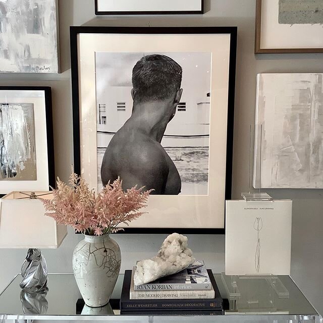 Gallery wall love🤍
Neutrals....with a touch of blush.
Looking for the perfect piece to add to your display? Look no further we have over 200 smaller works of art - framed and unframed, mixed media, collage, photography and more to help you put toget