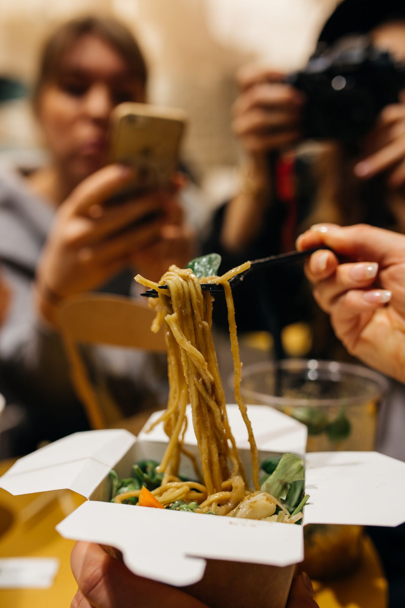 .... YAKISOBA (laktoosivaba) 7.90€ .. YAKISOBA (lactose free) 7.90€ ....