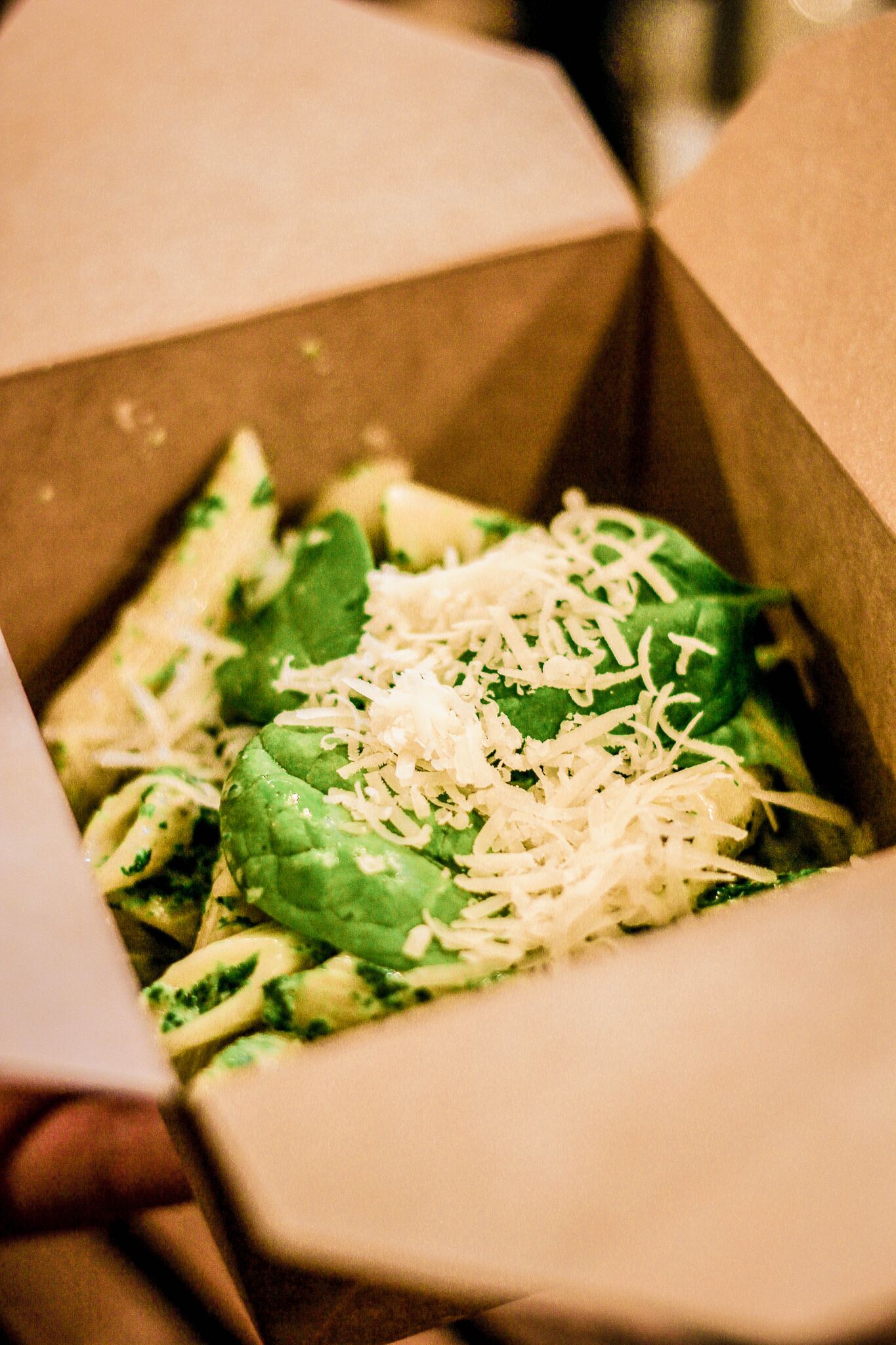 .... Penne-spinati gorgonzola 5.90€ .. Penne - spinach gorgonzola 5.90€ ....