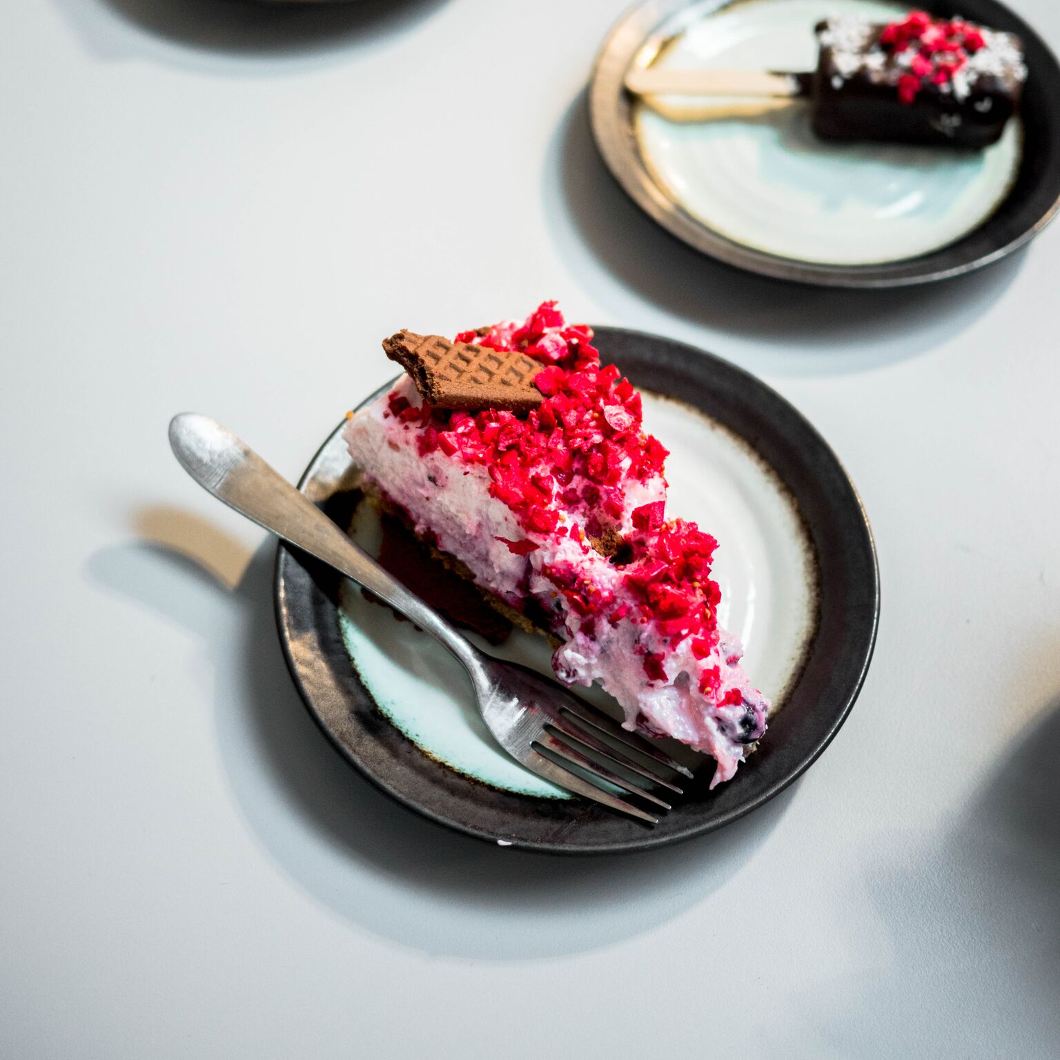 .... Marjakook .. Cake with berries ....