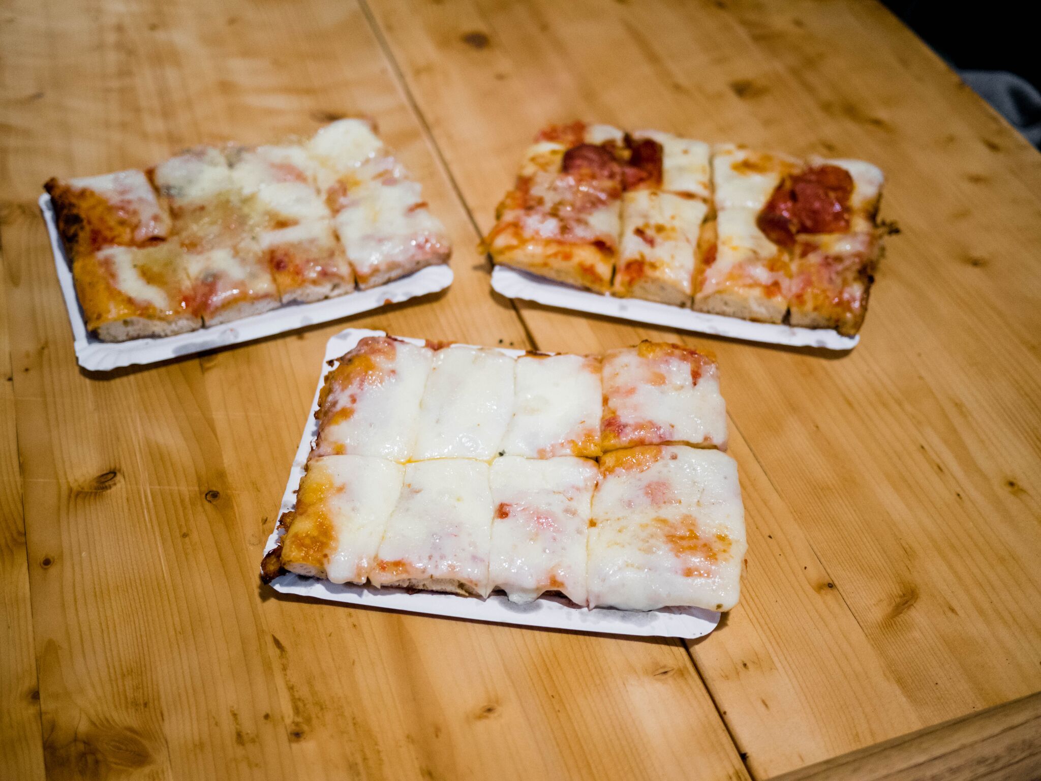....Pitsad..Pizzas....