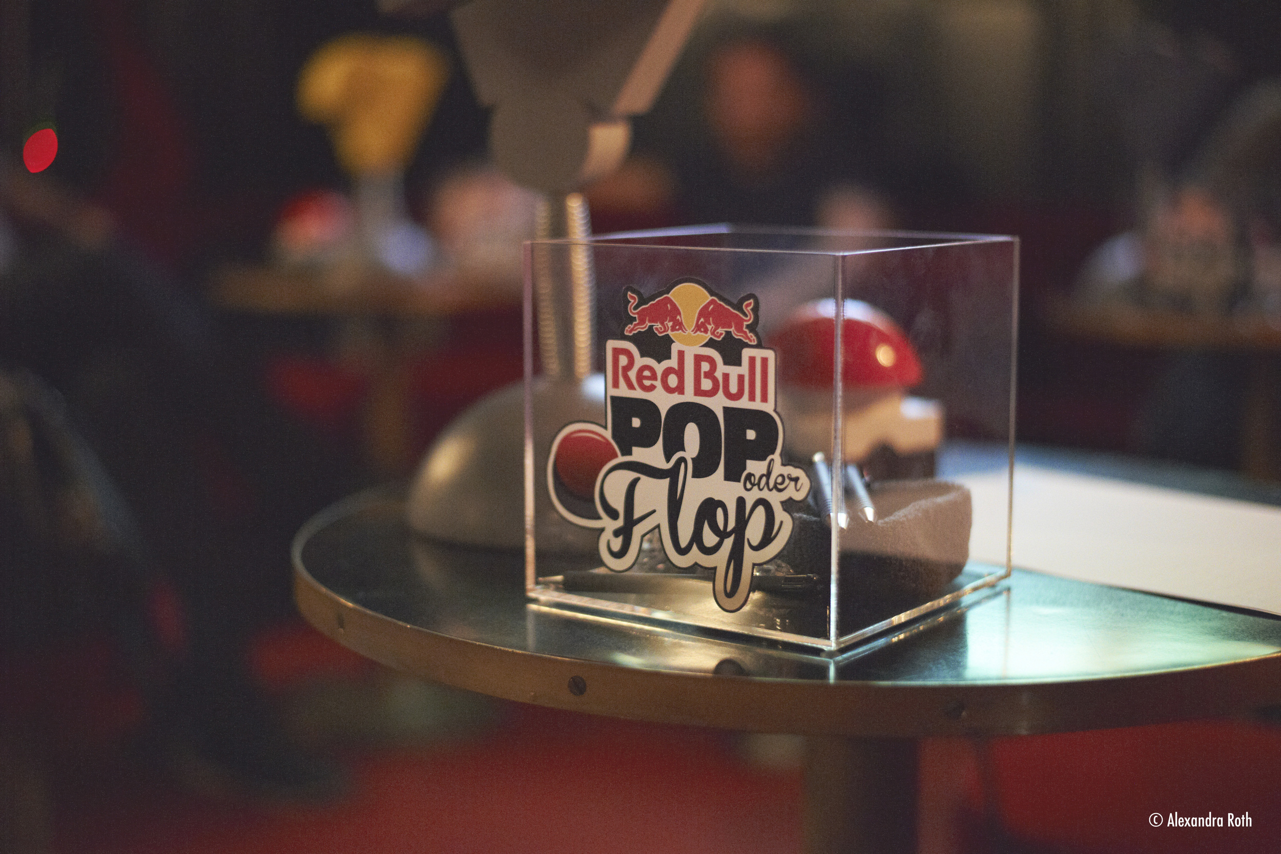 Udled Feed på Rosefarve Red Bull «Pop oder Flop» — Kultur.Machen
